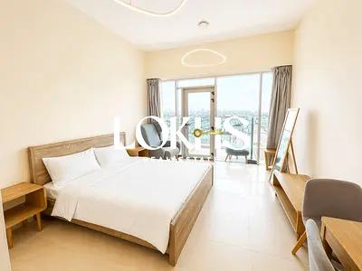 Road View | Furnished | 6 Cheques