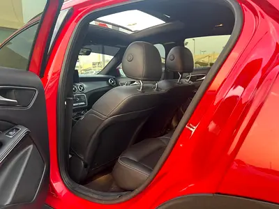 صورة 14 لـ 2018 Mercedes-BENZ GLA