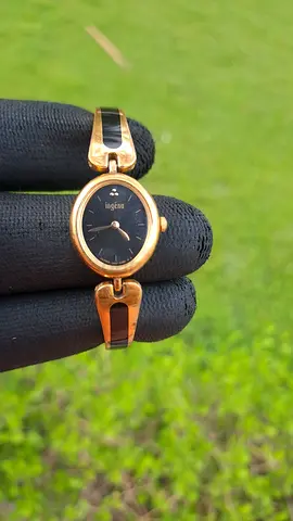 Vintage Seiko Alba V4000-5150 Oval 18mm Gold Dial Quartz Women`s Watch JAPAN