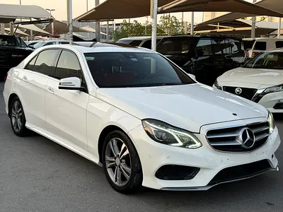 صورة مصغرة 2 لـ 2015 Mercedes-BENZ E-CLASS