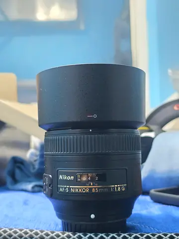 Nikon lens 85 and 35