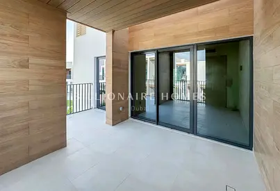 Corner Unit | Fountain View | Single Row