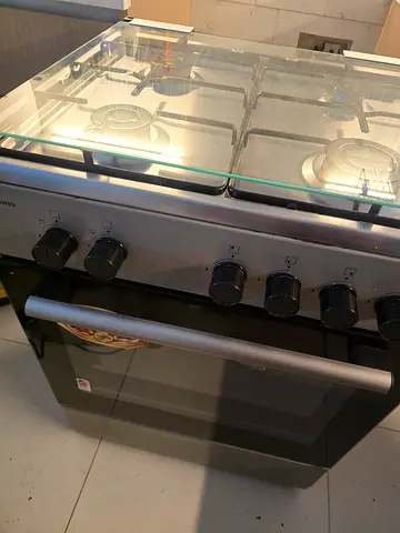 5-Burner Stainless Steel Gas Cooker with Oven - Good Condition
