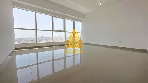 Splendid 2 Master Bedroom With Basement Parking, Gym & Pool