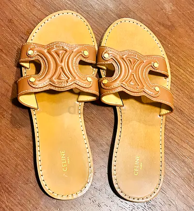 Celine Tan Leather Slide Sandals (Pre-owned)