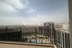 Stunning Skyline Views | PENTHOUSE | Spacious 2 Bedroom