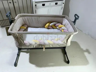 Juniors 2-in-1 Baby Bedside Bassinet  Co-sleeper