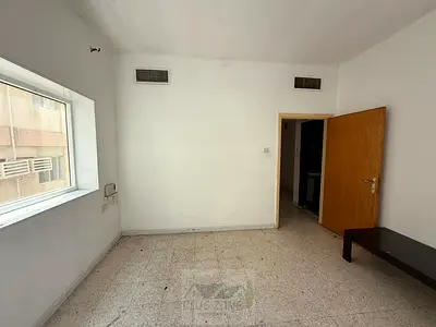 Hot Offer🔥, Spacious 1Bhk With Separate Hall , JUST In 29k
