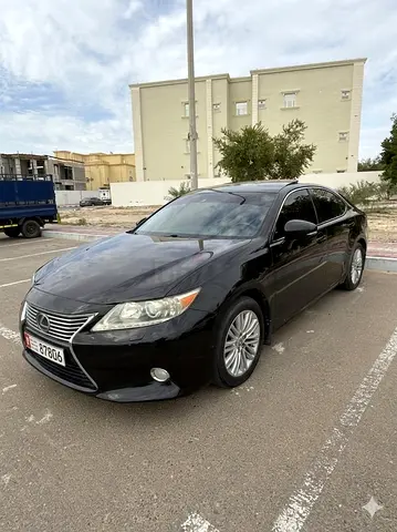 Lexus es platinum 2013 gcc pain original