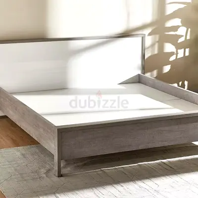 For Sale, Used Wood Bed frame, Petra Bed frame from Home Centre, 160 x 200 cm, Queen size