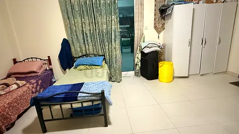 Executive bedspace in warsan 4