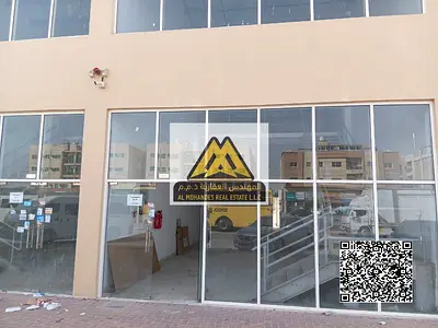 للإيجار السنوي – شبرة بميزانين في المويهات 3 – عجمان (2200 قدم، على شارع رئيسي وموقع تجاري مميز)