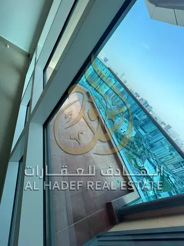 تكييف علي المالك باركن مجاني جيم مسبح مجاني تصديق العقد علي المالك للإيجار في الشارقة – الخان | غرفة وصالة بإطلالة بحرية في برج فاخر 🌊داخل أحد أرقى أ