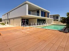 Pool &amp; Landscaped| Ready to Move| Genuine Listing