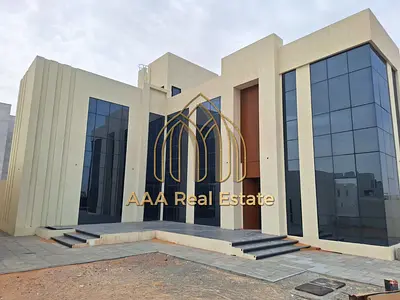 PRIME LOCATION | MODERN STYLE | ON THE MAIN ROAD
