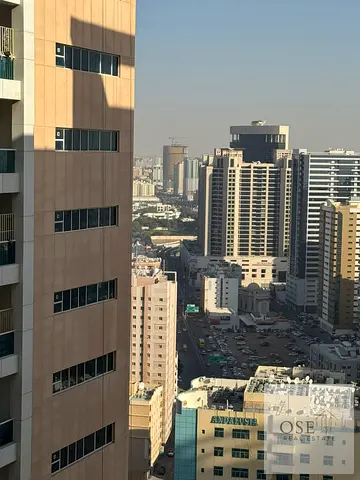 شقه غرفتين وصاله في ابراج عجمان وان بخصم 50,000 من سعرها الاصلي وبأكبر مساحه