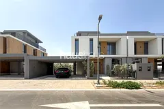 Area Expert | Genuine Resale | Priced to Sell