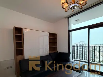 VACANT AND UPGRADED | BRIGHT STUDIO | NEAR METRO