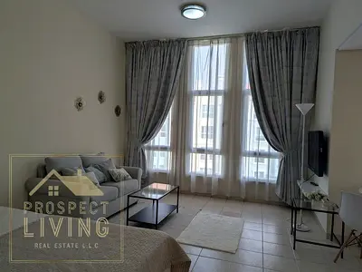 L-shaped Studio | Close to Metro/Bus | Cozy and Neat | Fully Furnished | Vacant