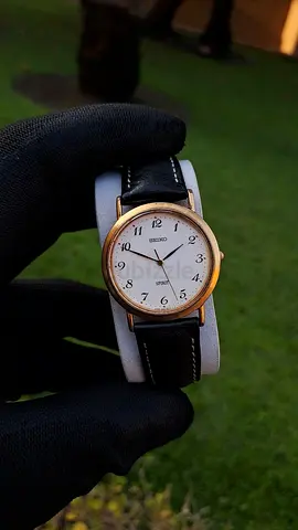 Vintage SEIKO SPIRIT 5E21-6C00 Gold Mens Quartz WATCH strap after used 34 to 35mm approx