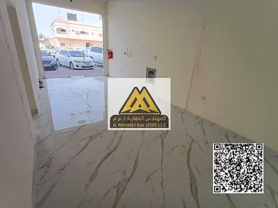 محل للإيجار السنوي في عجمان منطقة المويهات 3 بموقع حيوي وقريب من جميع الخدمات والطرق الرئيسية مما يجعله فرصة مناسبة لبدء نشاطك التجاري أو توسيع مشروعك