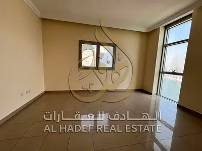 شقة للإيجار في المجاز 3 الشارقة | 4 غرف وصالة + غرفه خادمة | 3 بلكونات | باركن وجيم ومسبح مجاني | إطلالة خلفية // مساحه كويسه // تكييف مجاني // جيم مح