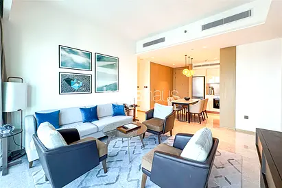 Luxury 2BR | Breathtaking Creek View | Vacant now.