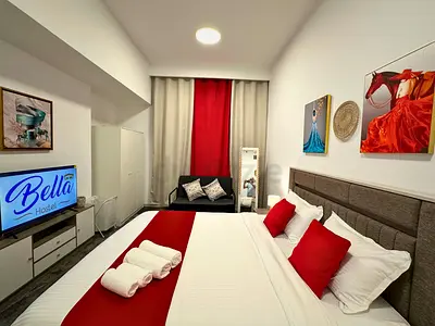 Deluxe Master Room
