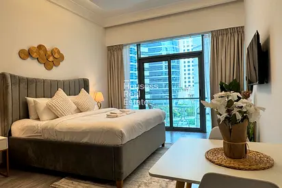 Fully Furnished | Upgraded | Close to Metro