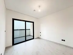 Vacant | Modern Elegance | Vibrant Community