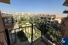 Upgraded | 3 Bed+Maid | Spacious Layout