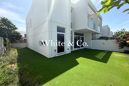 Upgraded | Corner Unit | Multiple Options