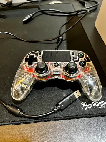 للبيع يد تحكم Nacon PS4 أصلية