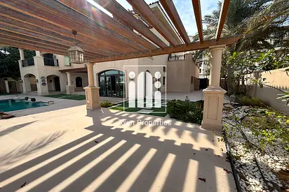 موقع مميز | فيلا 5 غرف نوم + غرفه خادمه | حديقه \ مسبح |