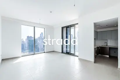 Corner unit | Mid floor | Vacant