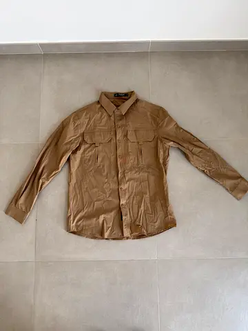 Beige long-sleeve button-up shirt - mens, size M