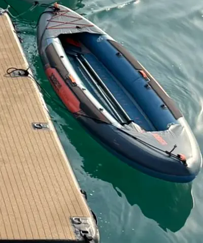 JOBE GAMA Inflatable 2 person kayak/boat in perfect condition