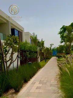 Park and Burj Khalifa View I Single Row Villa | Distress Deal | Spacious &amp; Private Living