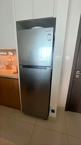 Samsung brand fridge same new