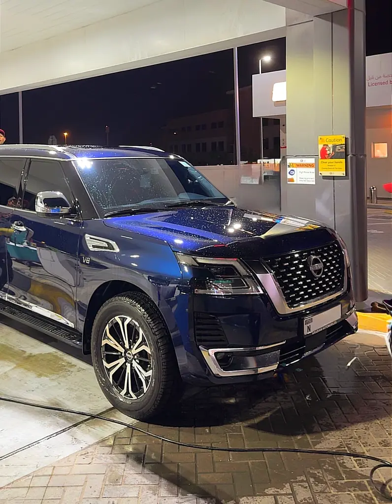 Nissan Patrol 2022 — photo 1 of 20