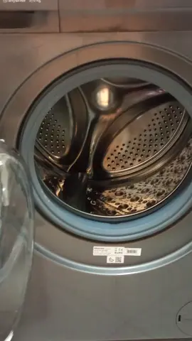 Front-load washing machine - good working condition move out sale