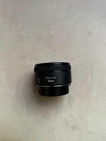 Canon ef f1.8 lens 50mm