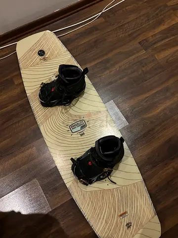 Used wakeboard with bindings - good condition