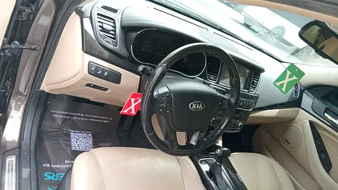 2014 KIA CADENZA 照片 9