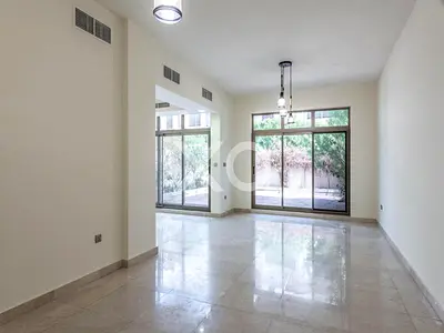 Vacant | Three Bedroom | Unfurnished