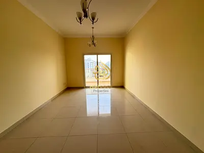 Spacious Studio apartments available for family!