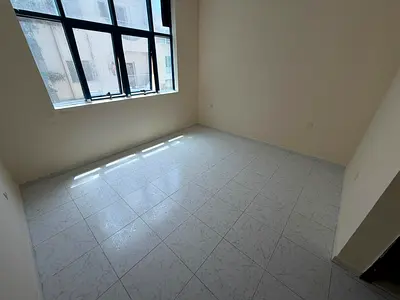 اقل سعر استوديو  للايجارالسنوي بكورنيش عجمان مساحه ممتازه  اطلاله  بحريه