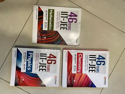 Set of 3: 46 Years IIT-JEE Chemistry, Physics  Mathematics Past Papers (Arihant)