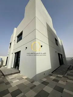 Villa for sale in Mazira B area. With super deluxe finishes. A lively location close to all services