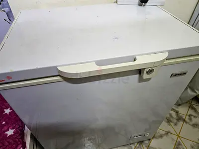 Chest Freezer / Deep Freezer - White, Good Working Condition